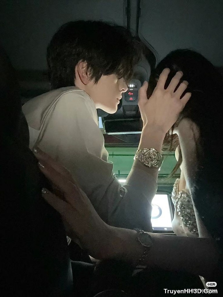 Bìa Khom Lưng Vì Em