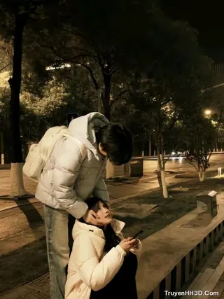 Bìa Chờ Đợi Một Cơn Mưa